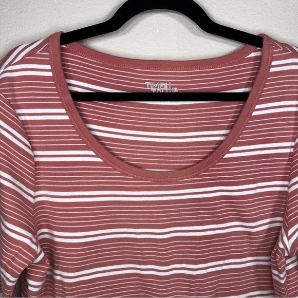XL TIME AND TRU MAUVE WHITE STRIPED TOP CASUAL STRETCH PULLOVER - Picture 3 of 11